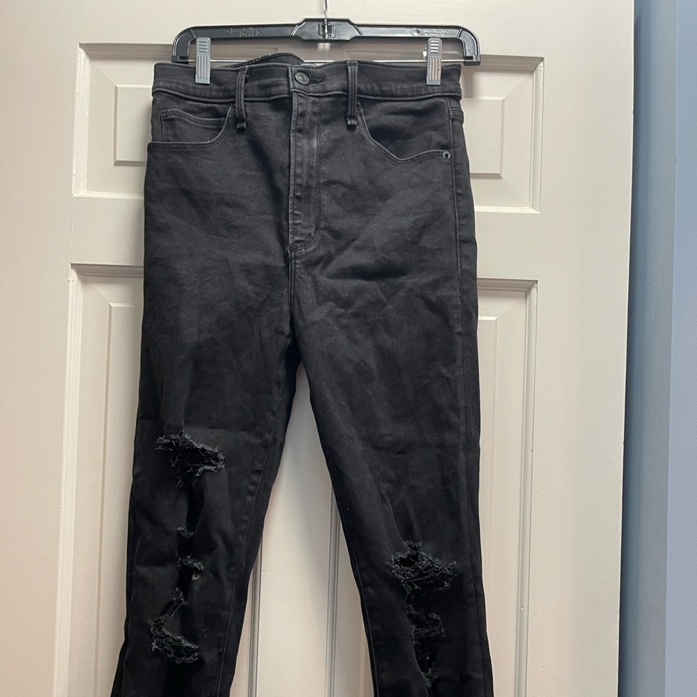 Black skinny jeans